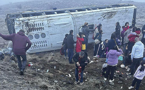 中國人在紐發生嚴重車禍! 2車同地點翻車 至少15傷 直升機送傷重者奔醫院