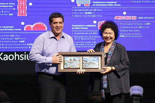 卡提斯訪高 陳菊陪同參訪亞洲新灣區