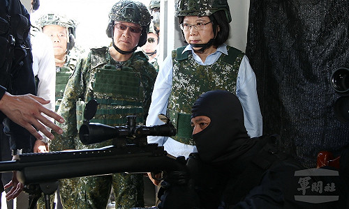 蔡英文：軍人年金改革 會有樓地板設計