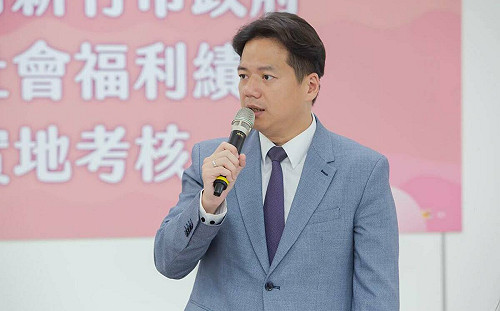 不滿遭助理控「摸手、盯大腿」  邱臣遠提告求償60萬敗訴 