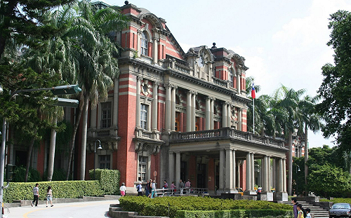 驚！上百假粉專冒名推瘦身藥  台大醫院親曝3招辨真偽