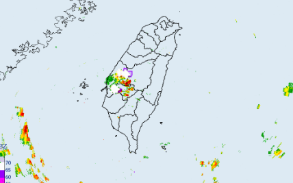 氣象署發布大雨特報！5縣市遭大雷雨襲擊