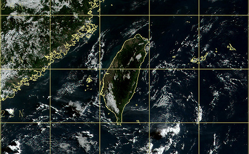 全台天晴高溫 午後西半部與東邊山區小心雷雨