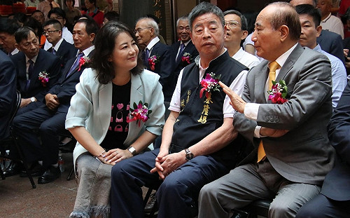 王金平好久不見！吳思瑤：當年有他在 立院不會發生「國會惡例」