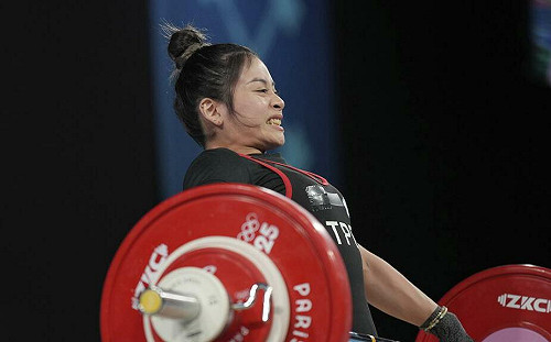 「舉重精靈」方莞靈巴黎奧運再破全國紀錄！獲第六名無緣奪牌