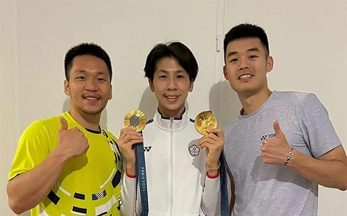 林郁婷奪金！李洋、王齊麟、林郁婷合照 珍貴3金同框