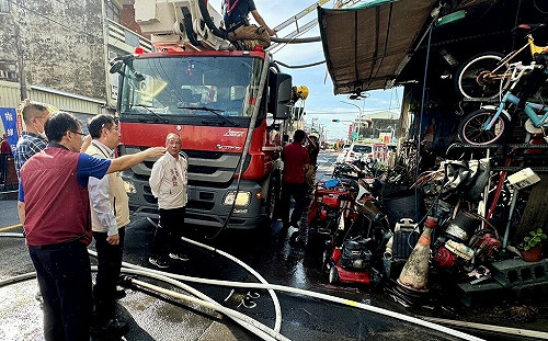 台南六甲農機行火警1家6口5人成焦屍！13歲大女兒出國表演躲死劫