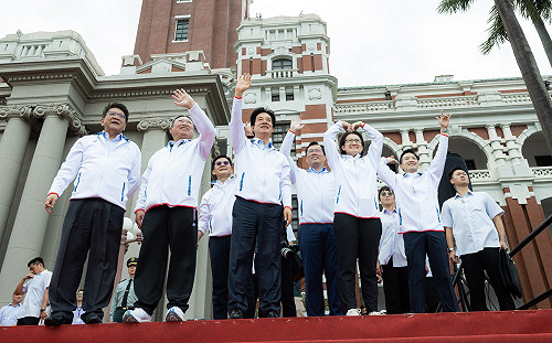 陪同會見巴黎奧運台灣隊 潘孟安笑稱一圓追星夢