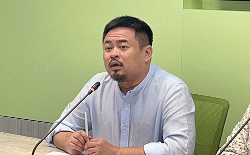 揭露羅廷瑋棄權原因 洪申翰批：藍白拿原民當幌子退總預算 