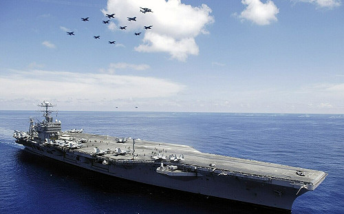 (影) 美雙航母壓境 伊朗嚇到縮了！革命衛隊 : 不會輕易採取草率行動