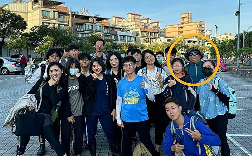 鍾佳濱服務處志工團活動  副執行長遭虎頭蜂攻擊不治