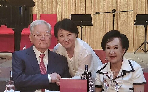 連戰夫婦60周年鑽石婚宴 連方瑀告白下輩子仍做牽手