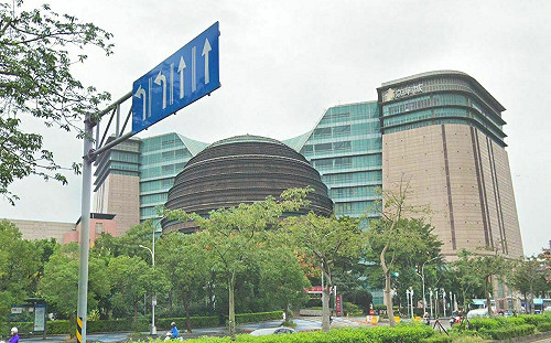 北市都委會執秘邵琇珮被指京華城案｢關鍵共犯｣請回限制住居、出境