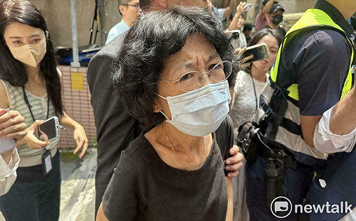 柯文哲被親筆便利貼打臉  簡舒培:陳佩琪哭喊要去天安門抗議 就是要轉移焦點