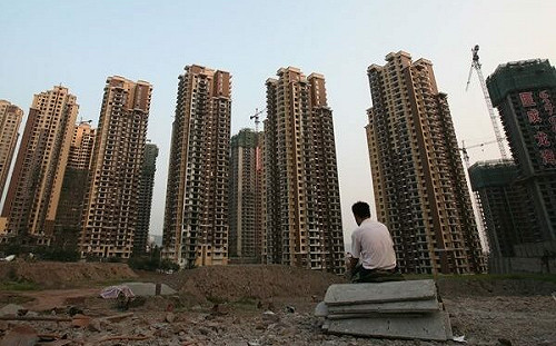 （影）中國房市大崩盤! 豆腐渣工程業主維權、杭州新房「破發」數百萬賣