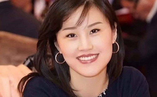 FBI又逮中共代理人! 收錢買豪宅 紐約州長前副幕僚長孫雯夫婦被捕