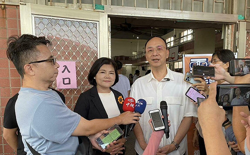 過半民意不認柯文哲受政治迫害 朱立倫：媒體不能變辦案來源