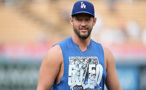 (影)大谷翔平達陣50-50！山本、克蕭穿紀念T亮相