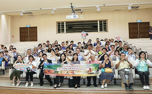 自製皮影劇寓教於樂   高市教育局為祖孫搭起世代橋樑    