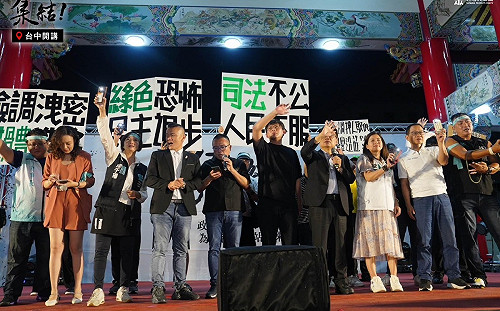 黃國昌：民眾黨不會是1人政黨 一群人走的才遠