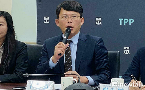 證實藍白黨團三長昨會面 黃國昌曝兩黨本會期優先法案 