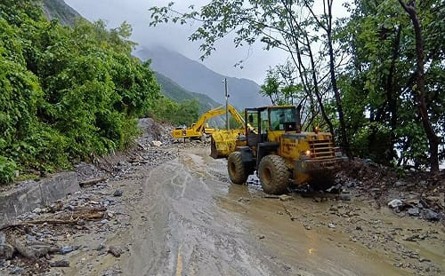山陀兒逼近  蘇花公路又斷了！崇德段再發生土石流   全台4公路封閉