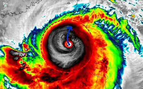 山陀兒轉強颱！颱風眼清晰可見  粉專：眼牆附近「很暴力」