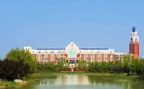 (影) 整個大學領導班子全亂了！校領導拉女學生「陪」縣委 河南300人集體染愛滋