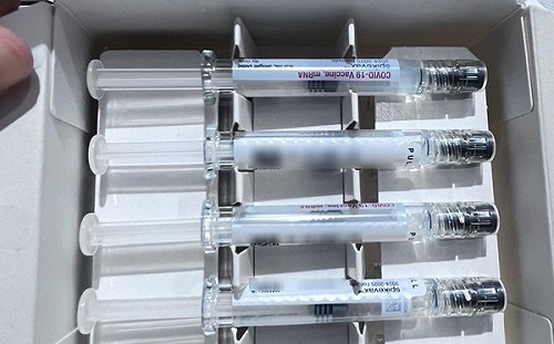 643萬劑流感、550萬劑新冠疫苗今開打！疾管署：颱風天接種前先上網查詢 