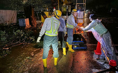 山陀兒過境重創高雄  林岱樺盼政院啟動災後補助及低率貸款  