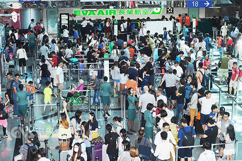 長榮50航班取消 808旅客滯留日本