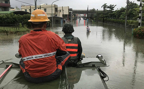 災變中心:尼莎颱風肆虐 全台82人傷