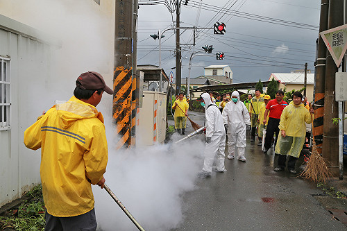 風災後病媒蚊易孳生  田尾社區清潔動起來