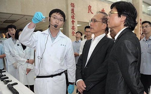 食藥署強化反毒量能  新興毒品檢驗實驗室審查通過