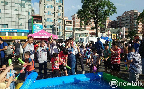 妃妃姐姐親水萌樂園重陽節前夕登場  人潮爆滿大小朋友嗨翻天