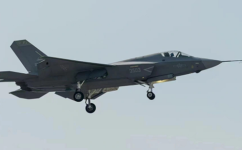 戰力直逼美F-35? 解放軍首款電磁彈射型艦載機殲-35曝光 龍勃透鏡受矚目