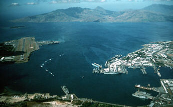 威懾中國 美菲澳加法日在呂宋島沿岸演習