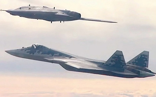 俄最新型神秘戰機墜毀引關注! 疑遭烏電子干擾故障 成西方軍情「意外之財」