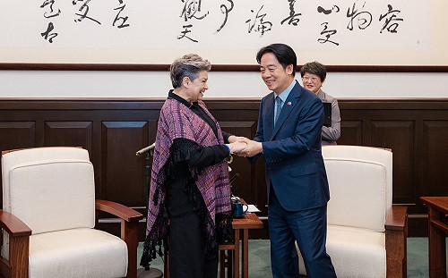 接見瓜地馬拉第一夫人貝娜多 賴清德盼加深產業合作