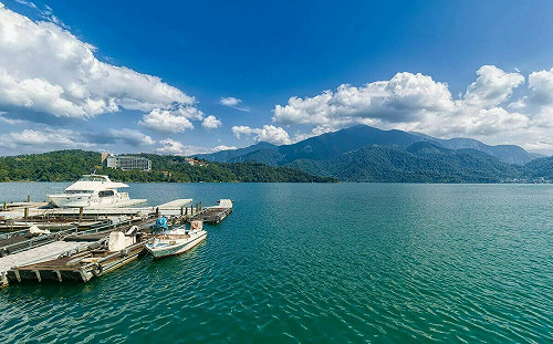 日月潭SUP亂象不斷！遊客闖「四手吊網」 觀光署再提高罰鍰