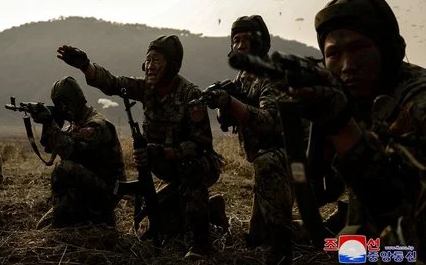 (影) 烏軍狂轟北韓軍隊訓練基地! 金正恩開國家最高安全會議 朝鮮半島劍拔弩張
