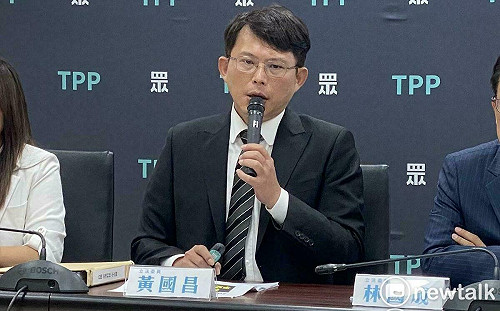 再提綠修老農津貼   黃國昌嗆：賴清德曾親自示範「綠能你不能」 