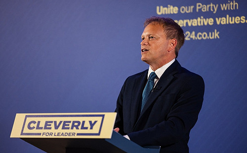 英前防長：放手讓烏克蘭敗 西方就得因中國侵台而捲入大戰