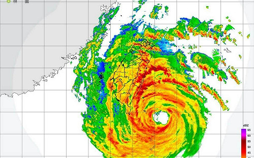 強烈颱風康芮移動速度快估午後登陸晚間出海！北部東部防強風豪雨