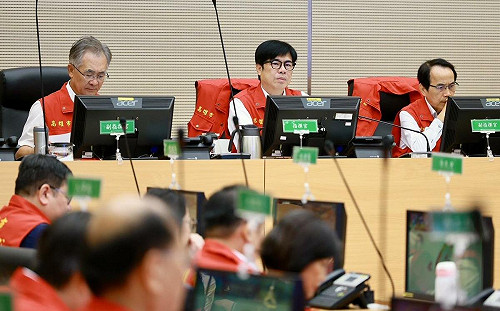 強颱康芮午後風雨最強  陳其邁叮囑確實掌握災害應變