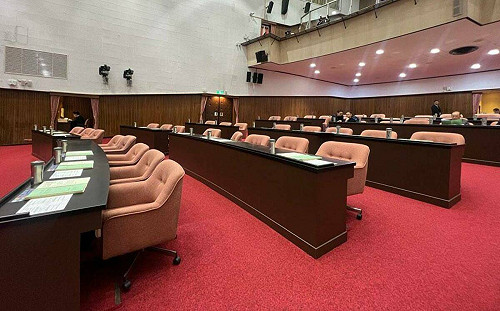 藍白缺席卓榮泰總預算報告 綠委批:坐領乾薪再擋有理?