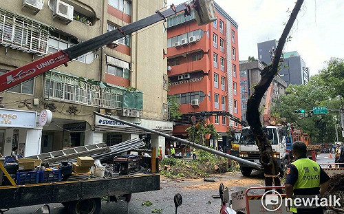 2024三颱接力襲台創紀錄！康芮成台灣史上最晚強颱 氣象粉專曝關鍵 