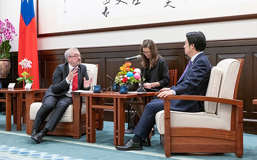 捷克眾院訪團會見賴清德：面對中國威嚇「我們都予以拒絕」