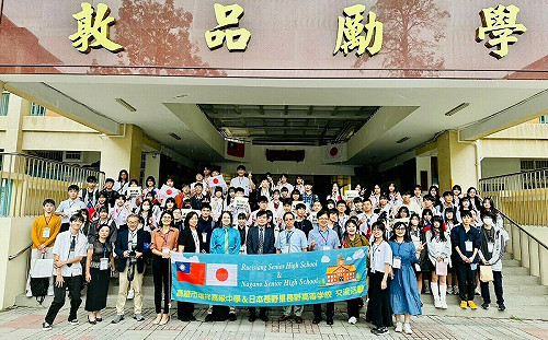 交流邁入10年里程碑  日本長野縣長野高校師生睽違4年再來高雄交流