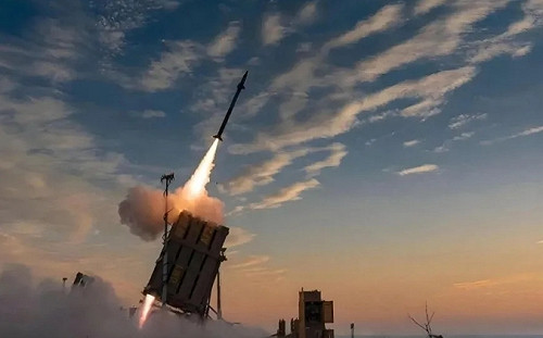 (影) 以軍白磷彈炸黎巴嫩平民區 歐盟提議暫停和以色列政治對話 